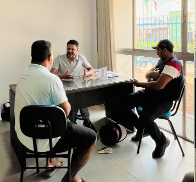 Ambulantes e barraqueiros chegam a consenso com apoio de vereadores. Foto: Assessoria