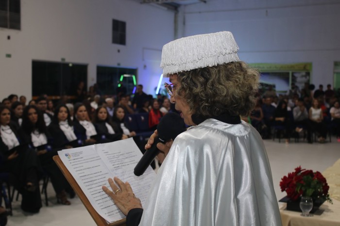 - A reitora da UEMASUL, Luciléa Ferreira Lopes Gonçalves (Foto: Divulgação)