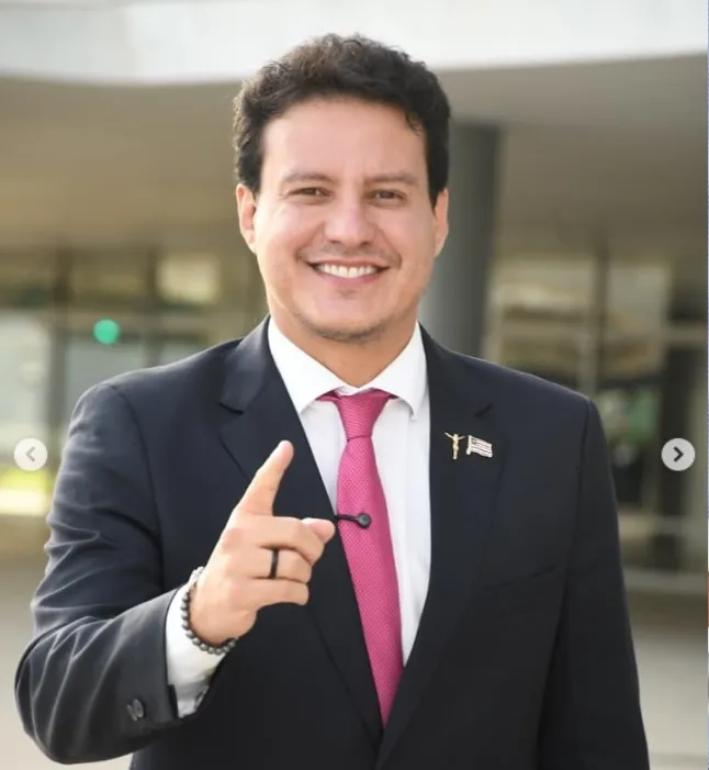 Felipe Camarão e o tabuleiro político do Maranhão