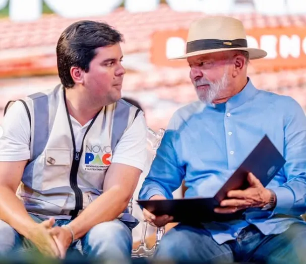 Enquanto Lula entrega moradias, o ministro André Fufuca entrega um gesto de lealdade — e muda o tom da política maranhense. Foto: Instagram