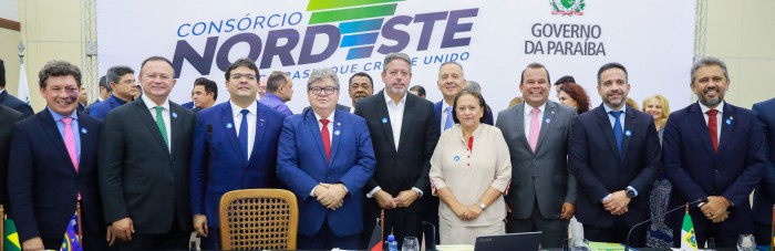 - Governador discutiu medidas desenvolvimentistas para todo o Nordeste. (Foto: Rodrigo Ribeiro)