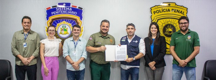 - Emserh e Seap firmam convênio para utilização de serviços com mão de obra de apenados (Foto: Francildo Falcão)