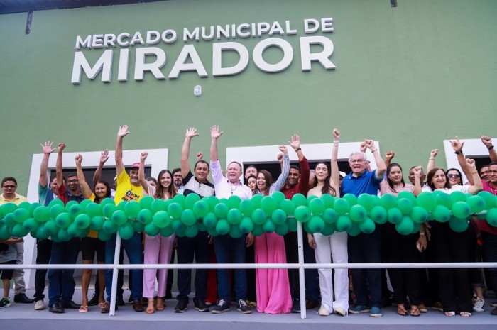- Governador Carlos Brandão entregou mercado de Mirador (Foto: Divulgação)