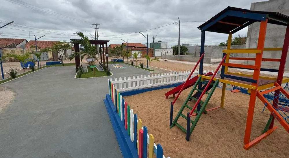 Nova praça transforma rotina de moradores do Pôr do Sol. Foto: Secom