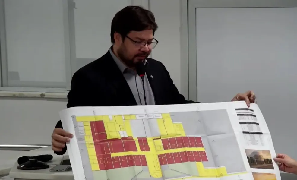  Adhemar Júnior anuncia reforma que transforma estrutura da Câmara. Imagem: Youtube Câmara