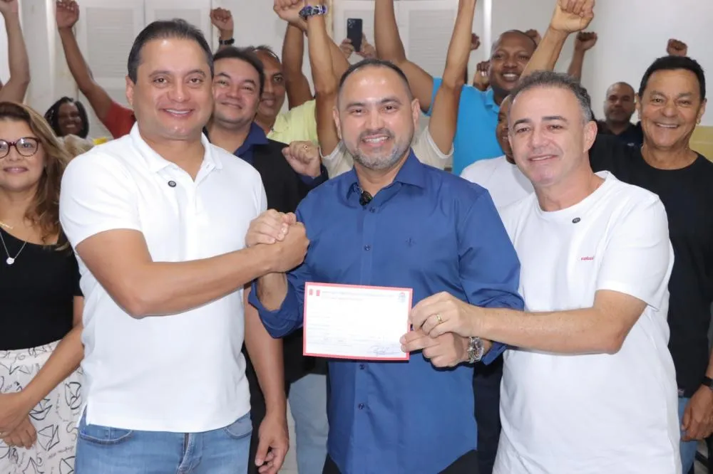Raimundo Oliveira Com apoio de Weverton e Erlanio, dirigente sindical amplia presença no cenário político maranhense:. Imagem: Ascom
