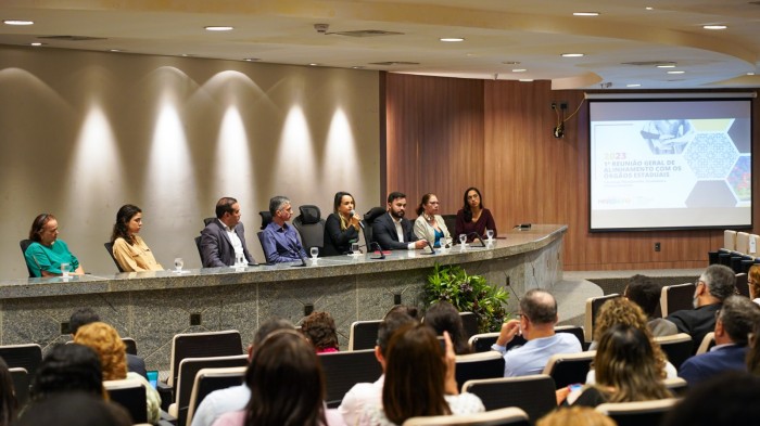 - O encontro reuniu subsecretários, secretários adjuntos, diretores, chefes das Assessorias de Planejamento e Ações Estratégicas do Estado (Foto: Divulgação)