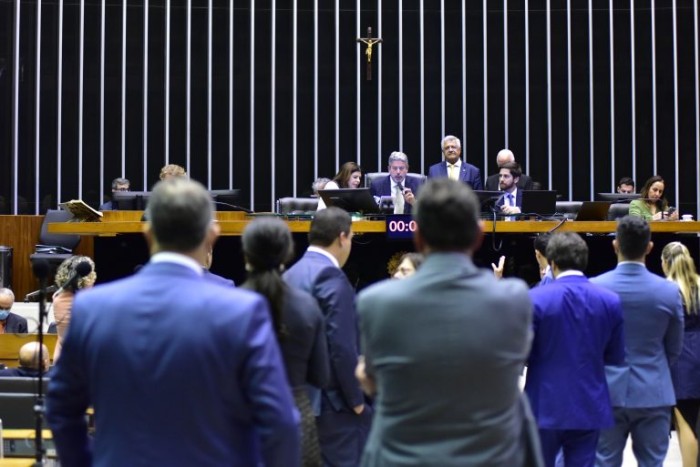 Deputado Arthur Lira preside a sessão do Plenário desta quarta-feira - (Foto: Zeca Ribeiro/Câmara dos Deputados)