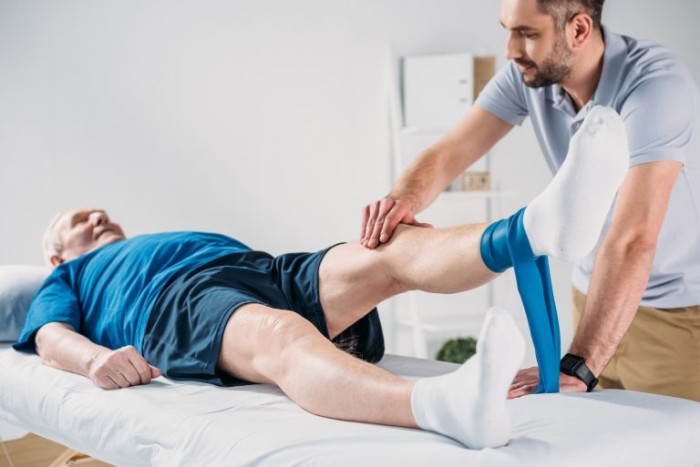 OMS recomenda um médico geriatra para cada mil habitantes - (Foto: AllaSelebrina/DepositPhotos)