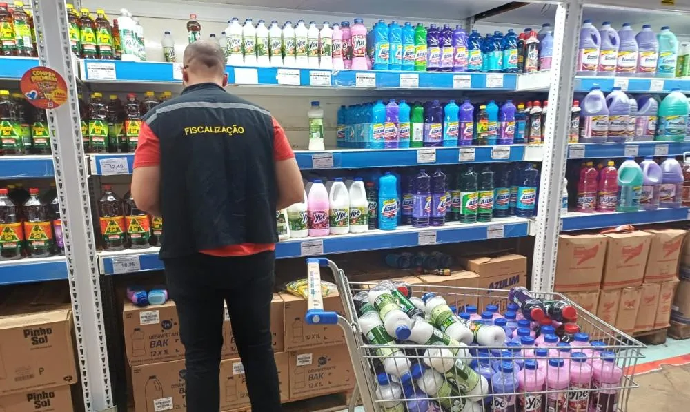 ALERTA AO CONSUMIDOR: Procon de Imperatriz inicia retirada de produtos Ypê dos supermercados. Imagem: ASCOM
