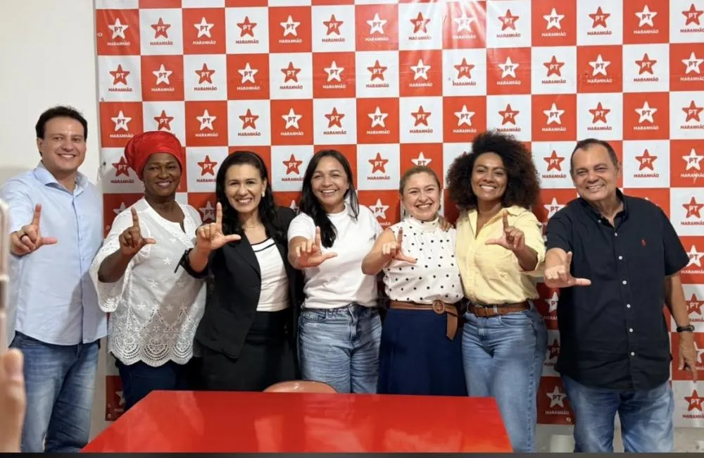 BASTIDORES: A direção estadual do Partido dos Trabalhadores (PT) no Maranhão recebeu, nesta semana, a senadora Eliziane Gama para alinhar o planejamento político e eleitoral voltado ao pleito de 2026. Imagem: Redes Sociais