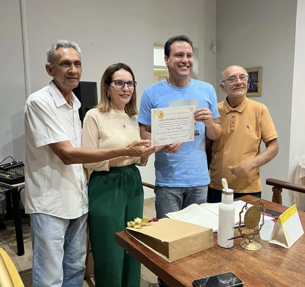 O vice-governador Felipe Camarão (PT) foi empossado na tarde desta quinta-feira (18) como membro correspondente da Academia Imperatrizense de Letras (AIL).