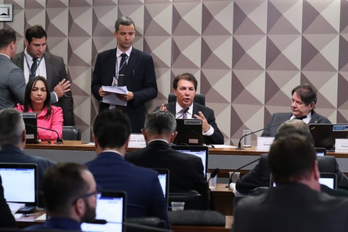 Maia (C) durante reunião da CPMI do 8 de Janeiro - (Foto: Bruno Spada/Câmara dos Deputados)