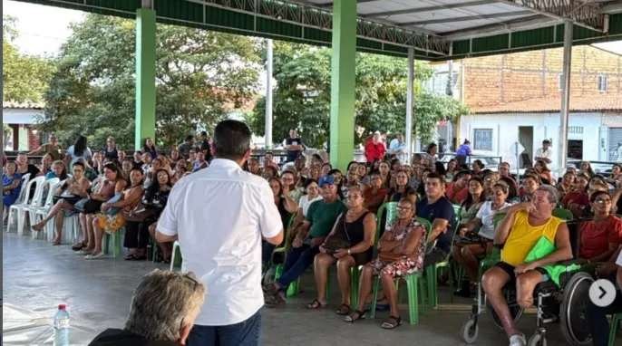 PRECATÓRIOS DO FUNDEF: O Sinproesemma realizou assembleia em Humberto de Campos para alertar os trabalhadores em educação sobre os prejuízos da securitização dos precatórios.