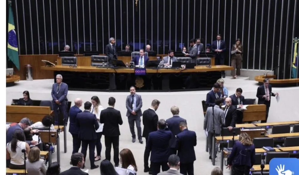 Plenário durante sessão deliberativa - Foto: Bruno Spada/Câmara dos Deputados Fonte: Agência Câmara de Notícias