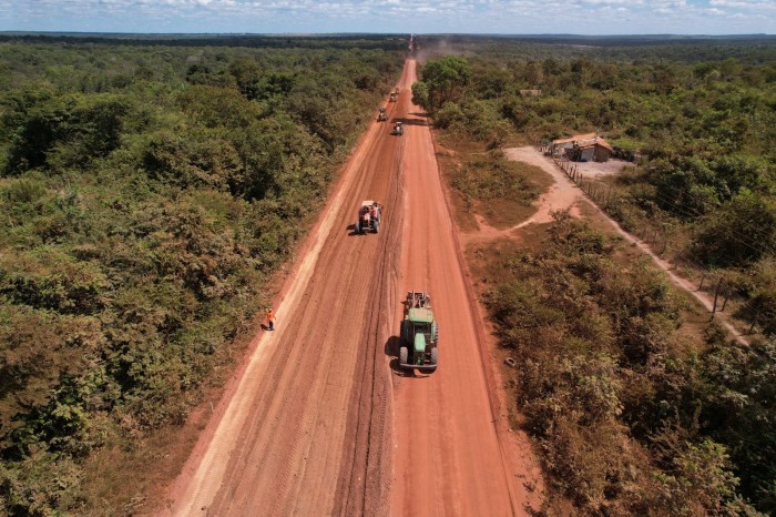 - Vistoria técnica às obras de pavimentação na BR-226 (Fotos: Gilson Teixeira e Maurício Albino)