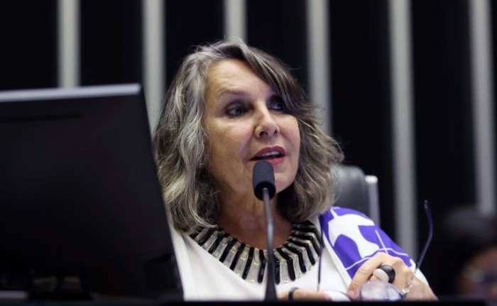 Erika Kokay: 