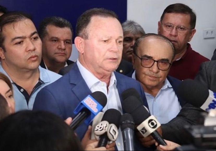 Brandão no Aeroporto de Imperatriz, en coletiva a imprensa 