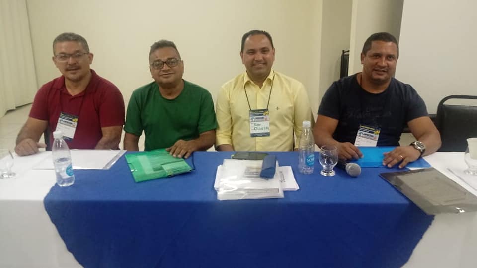 Willas (primeiro da esquerda pra direita) em reunião com lideranças do SINPROESEMMA