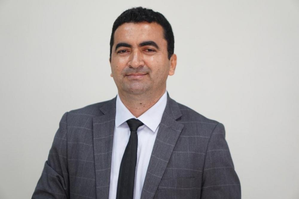 O vereador Carlos Hermes (PCdoB) já solicitou a lista dos servidores com os CPF’s e valores recebidos
