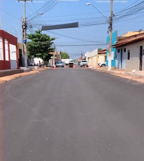 O compromisso do Governo do Estado em promover o desenvolvimento urbano é evidente nessa ação.