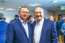 Brandão reassume o governo e recebe Geraldo Alckmin para lançamento de indústria de etanol em Balsas