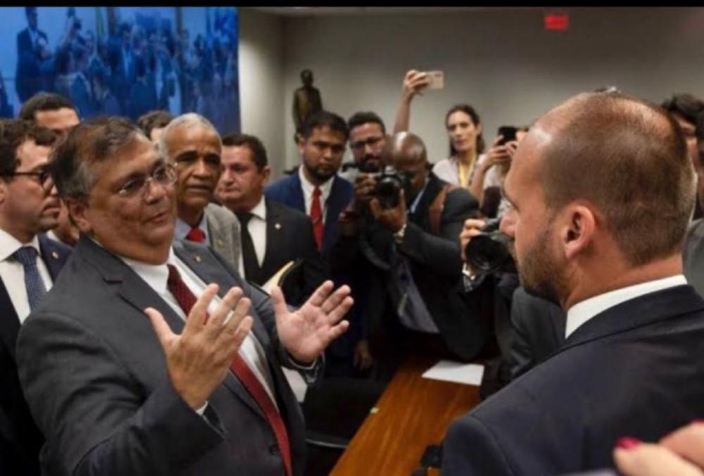 Mas, e então por que tanto barulho feito pela oposição? Quais o interesses em quem deseja reverberar o caso?