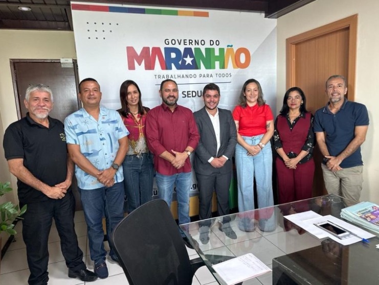 Nessa segunda reunião da comissão paritária, conforme encaminhado na primeira reunião em dezembro de 2023, foram apresentados os números iniciais dos servidores que trabalharam entre os anos de 1998 a 2006 e que tem direito ao recebimento do precatório.