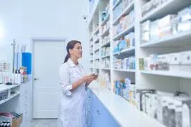 A situação em Imperatriz reflete um problema maior que afeta farmacêuticos em diversas partes do Brasil, onde muitos ainda enfrentam desafios semelhantes.