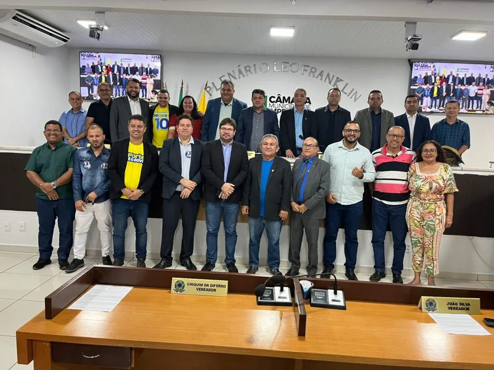 A Câmara Municipal celebrou a posse de Jhonson Alves e reforçou seu compromisso em apoiar o novo vereador no exercício pleno de suas funções como representante da população de Imperatriz.