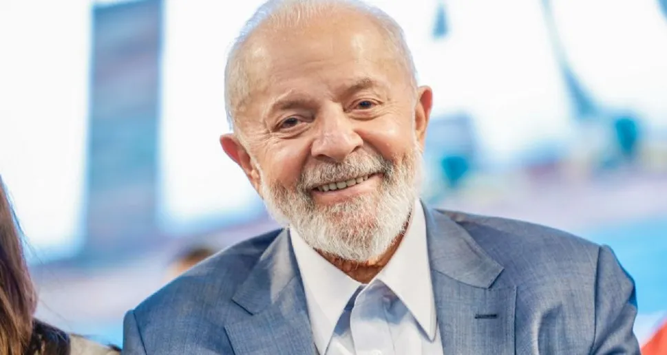 Efeito Lula: desemprego cai e Brasil se aproxima do “pleno emprego