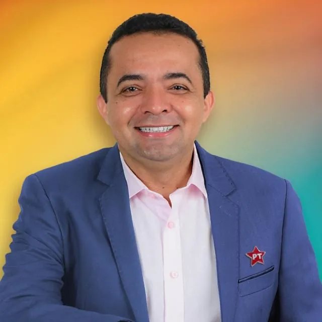 Vereador em quarto mandato, Aurélio Gomes propõe reorganização de núcleos e diálogo com movimentos sociais para fortalecer partido. Foto: Câmara