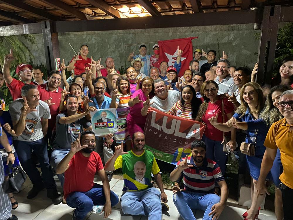 A plenária da Frente Ampla em Imperatriz debateu ações e estratégias para o período eleitoral que está apenas começando.