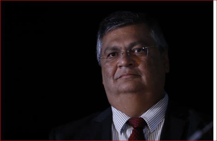 Dino avaliou que o homem não é um “lobo solitário” e prometeu que todas as “conexões” da tentativa de atentado serão investigadas.