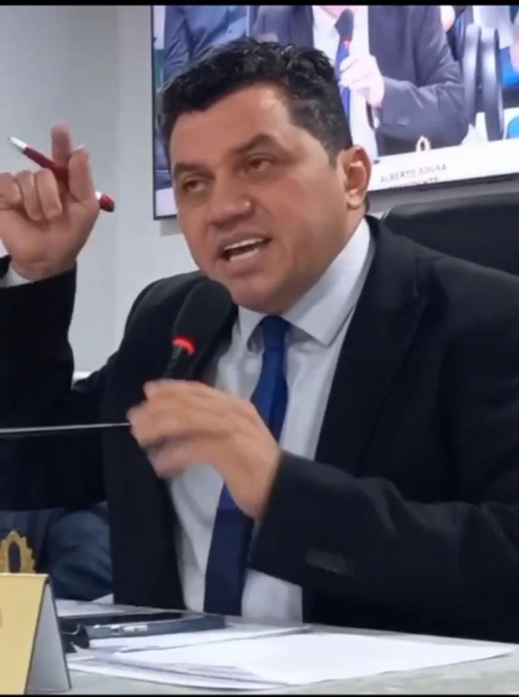 Alberto Sousa (PDT0 falou do caos na Saúde e Infraestrutura 