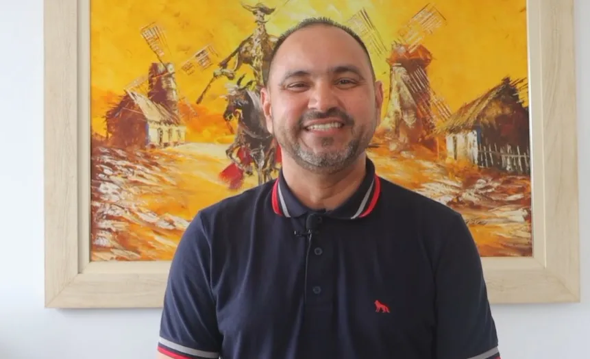 Raimundo Oliveira destaca em vídeo que o sindicato seguirá cobrando rapidez, justiça e transparência no pagamento. Foto: Ascom