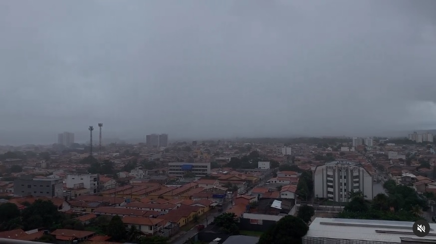 Segundo o Instituto Nacional de Meteorologia (Inmet), a previsão é de mais chuva, com alerta laranja para Imperatriz.