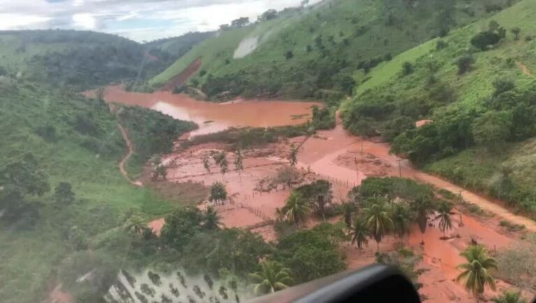 Deslizamento em Santa Luzia 
