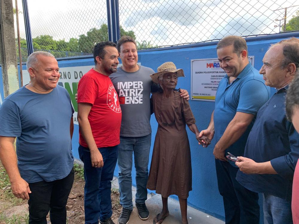 Outras cidades a exemplo de Imperatriz receberam quadras poliesportivas, praças e novos sistemas de abastecimento de água.