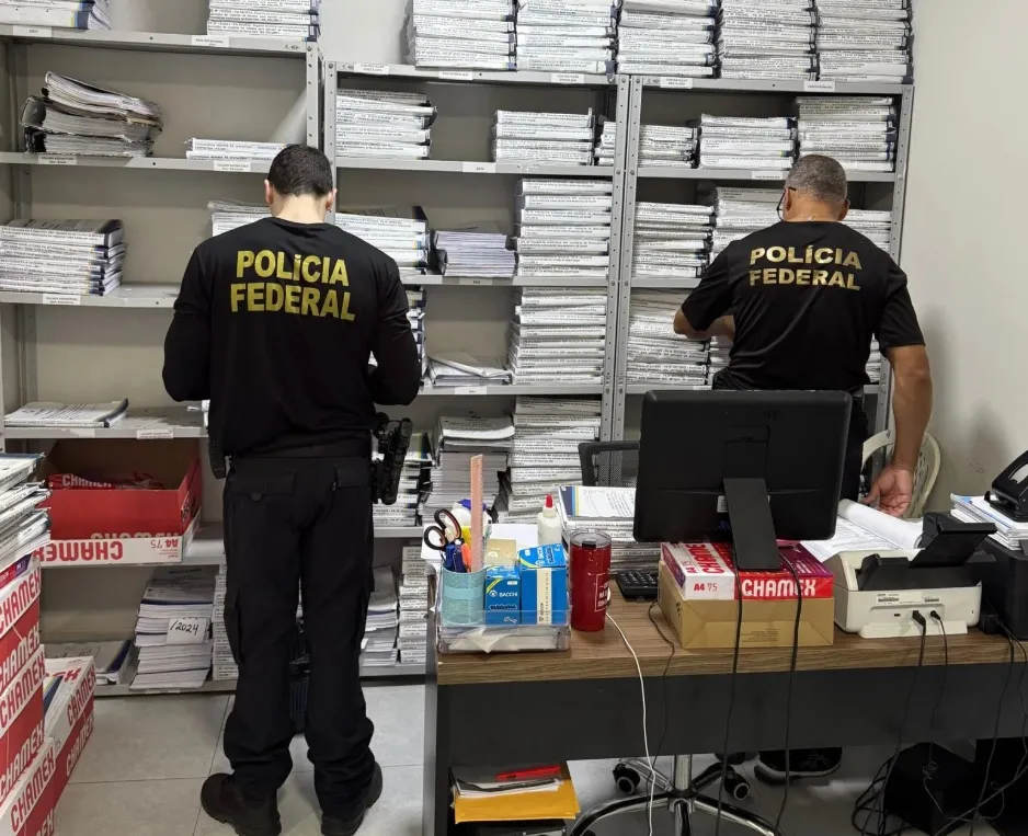 Até o presente momento, a soma dos valores em dinheiro, cheques e veículos apreendidos totaliza uma estimativa de mais de R$ 2.500.000,00 (dois milhões e meio de reais). Foto: Divulgação